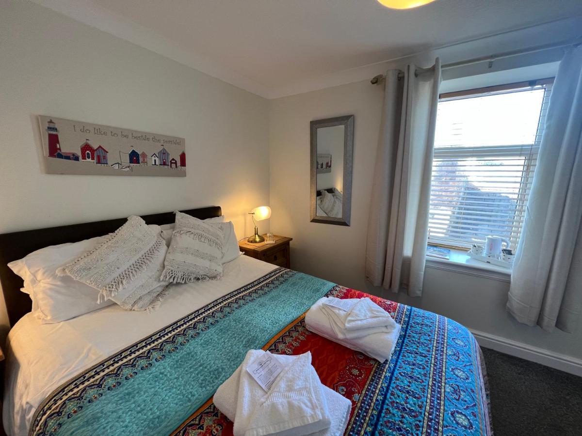 Anchor Hotel Johnshaven Екстер'єр фото